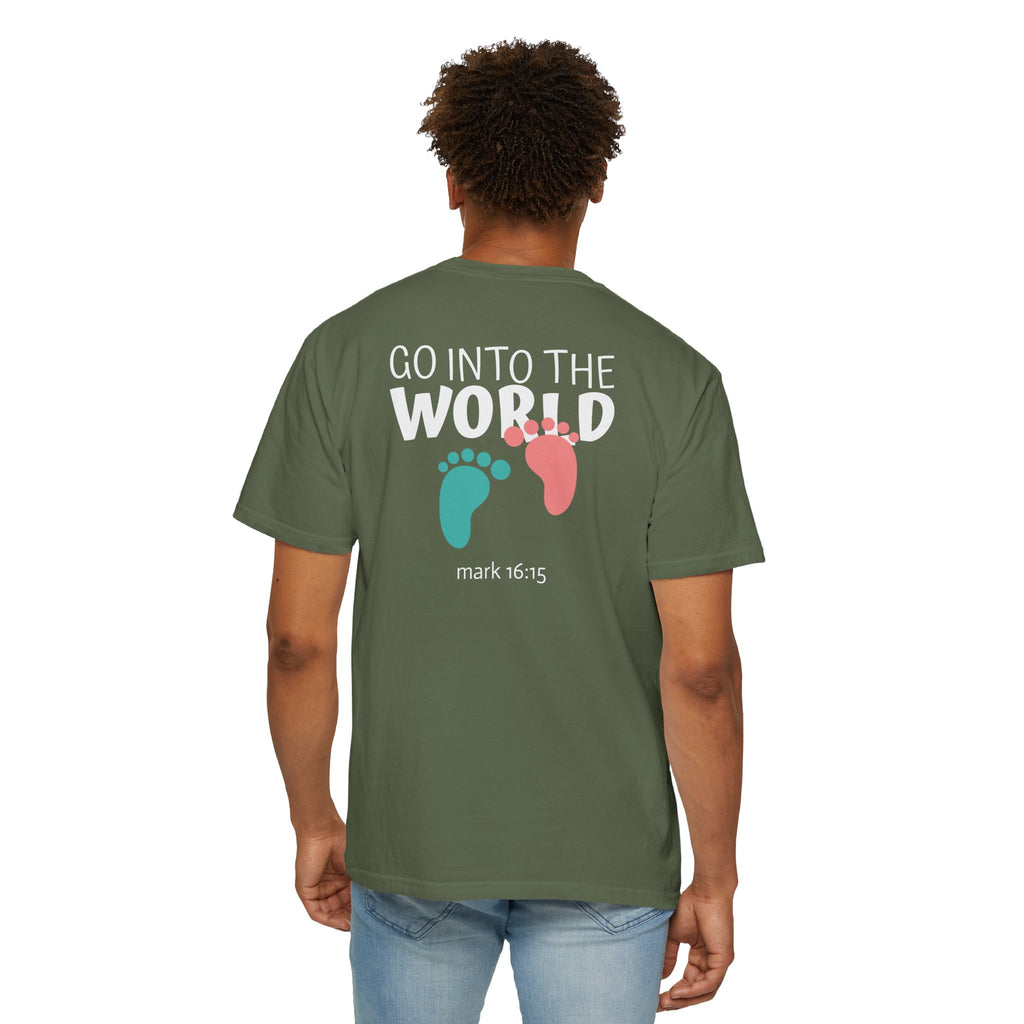 01 - Multi Colors “Go Into the World” Graphic T-Shirt